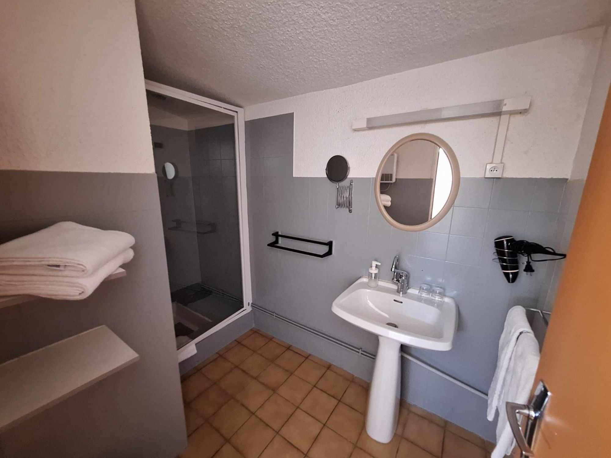 Hotel Le Connetable Saint-Bonnet-en-Champsaur Buitenkant foto
