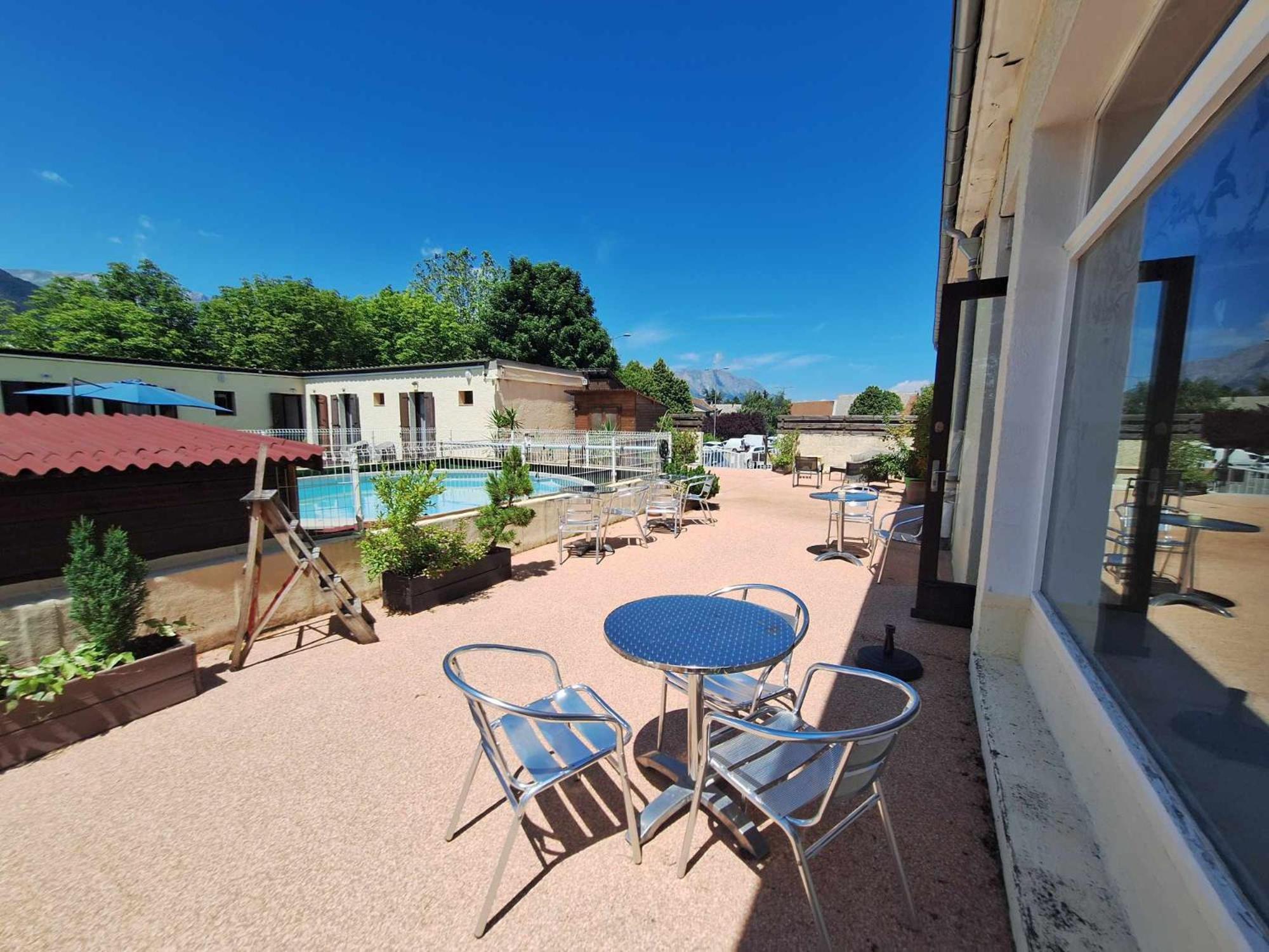 Hotel Le Connetable Saint-Bonnet-en-Champsaur Buitenkant foto