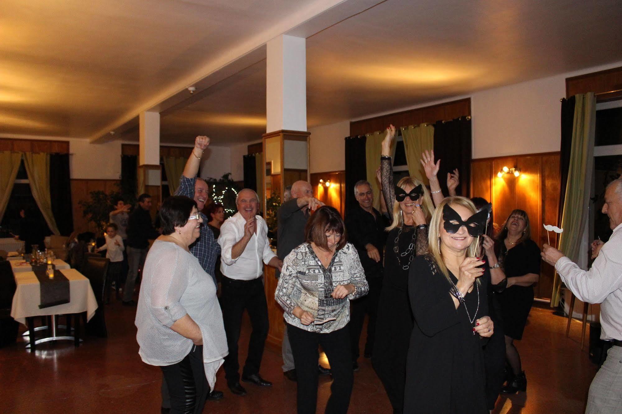 Hotel Le Connetable Saint-Bonnet-en-Champsaur Buitenkant foto