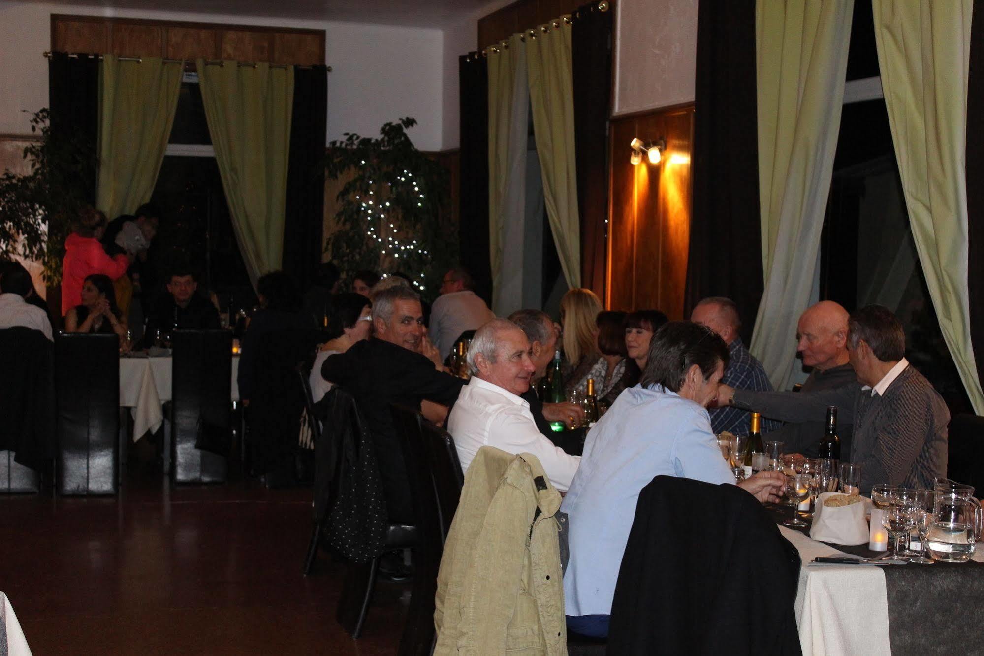 Hotel Le Connetable Saint-Bonnet-en-Champsaur Buitenkant foto
